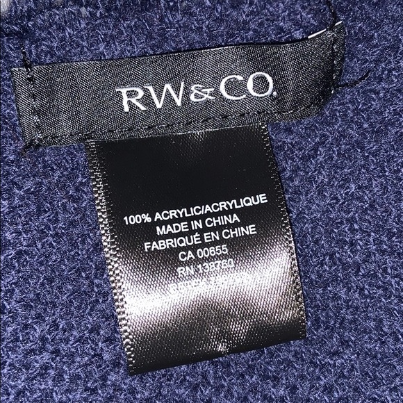 RW&Co Blanket Scarf - Picture 5 of 5